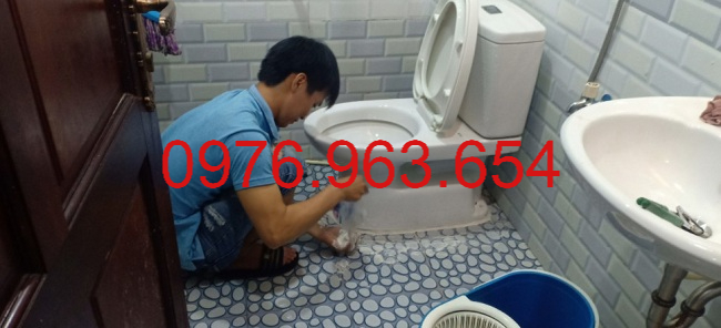 Xử Lý Mùi Hôi Bồn Cầu