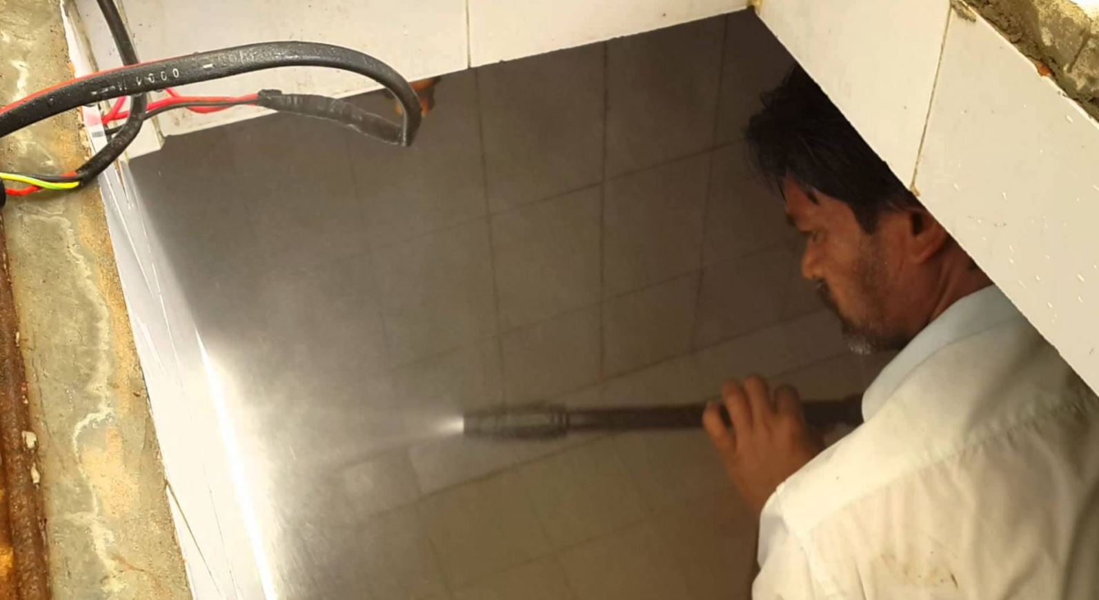 Rửa Bể Nước ở tại Hà Nội